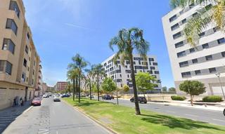 Appartamento in El Carmen - Cardeñas. Piso en venta en avda cristobal colón