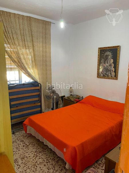 Foto ac291f73-8abc-49d1-9931-d3f89d58e4cd. Xalet amb aparcament a Bonares