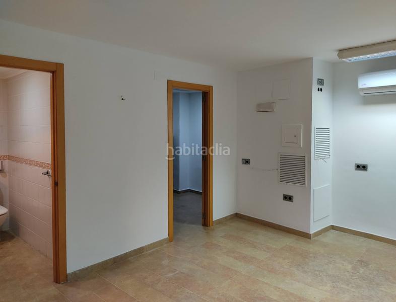 Foto 05feb6ce-87cc-4cb2-98ab-2337ee1fefc3. Lloguer local comercial a carrer colom 9 a Centro Villarreal / Vila - real