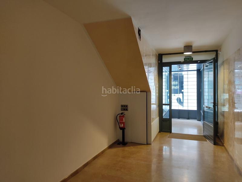 Foto 3fbbe893-8ea6-43d4-8a23-d858cec9d418. Lloguer local comercial a carrer colom 9 a Centro Villarreal / Vila - real