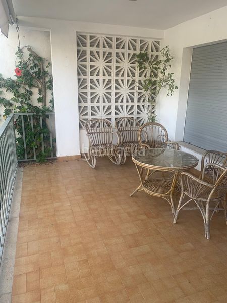 Foto de103a91-4e1f-43a9-b63b-3394d5e8689d. Xalet amb xemeneia aparcament a Playa Burriana