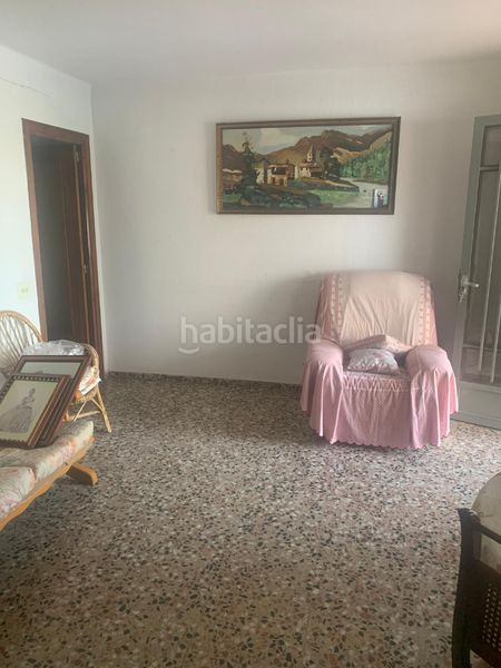Foto e0c7e17a-9205-44e7-9b7c-e76d734d0f50. Xalet amb xemeneia aparcament a Playa Burriana