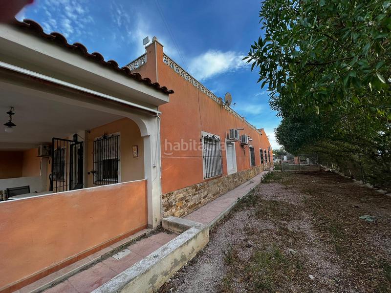 Foto c5ec403e-48f9-4abe-9cf7-00099f672dea. Casa pareada chalet pareado a 500 m. de la hoya en Elche / Elx