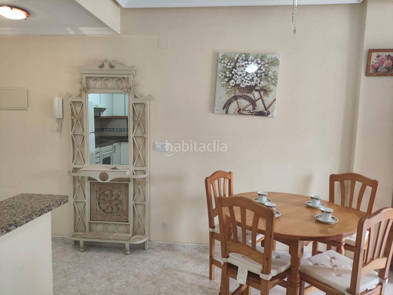 Foto 9413e8f7-acc8-49c1-b115-a7f74b479df9. Alquiler apartamento  de septiembre a junio en Santa Pola