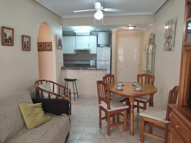 Foto b081cbe7-cd1c-42a7-b93c-5f47636b63df. Alquiler apartamento  de septiembre a junio en Santa Pola