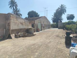 Casa adossada a La Foia - Daimés - Asprella. Casa adosada típica del campo de elche