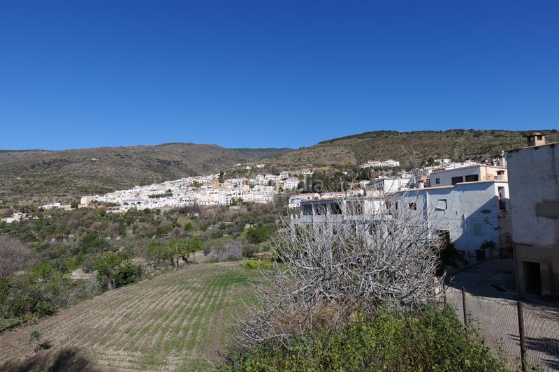 Foto 7d77e0d0-bd18-4511-af69-dde49900efd6. Casa aparellada a barrio la jarea 60 a Válor