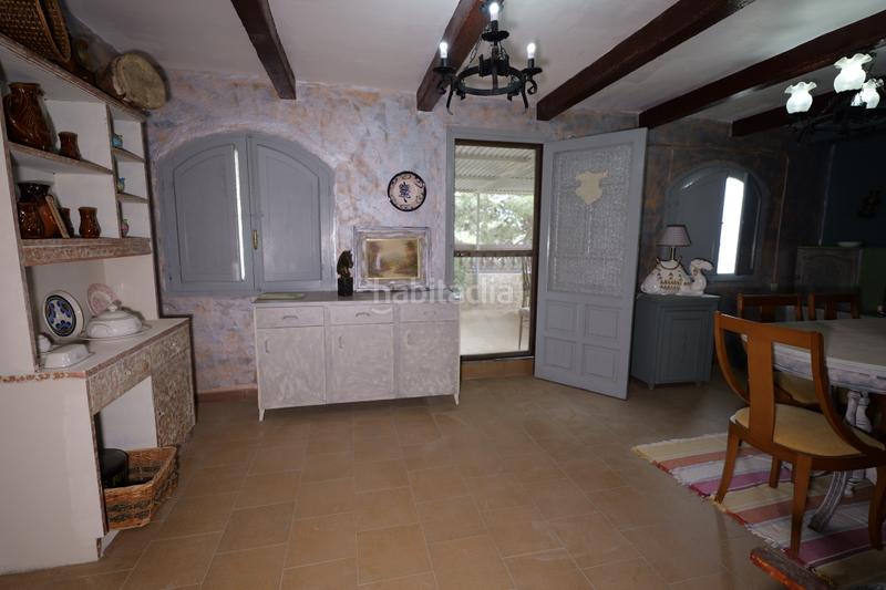 Foto 3327215a-fa4d-4e56-87a4-18ab8451dfcd. Xalet amb xemeneia a Adra