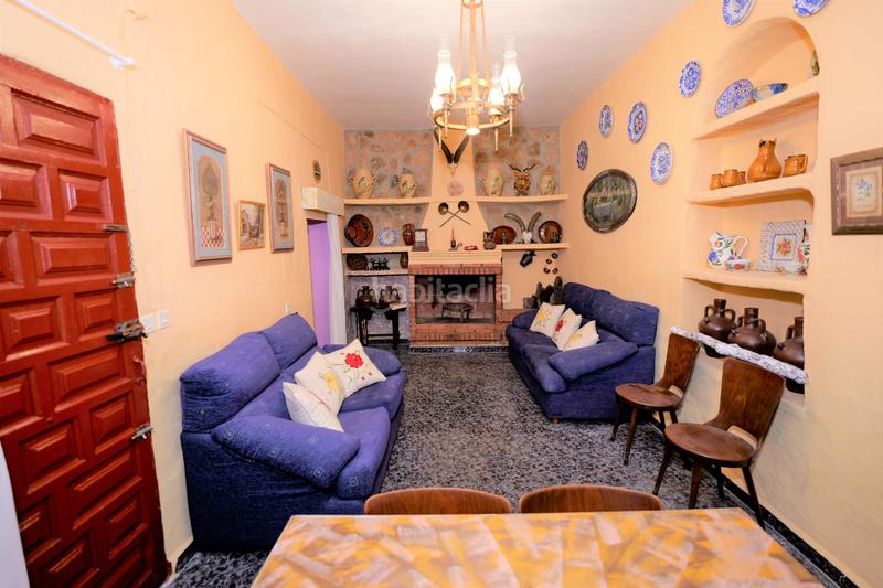 Foto b21f2e98-8851-407a-9760-498ee146c761. Xalet amb xemeneia a Adra