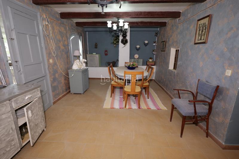 Foto f958fc0c-ad52-4516-912f-a374f5104da4. Xalet amb xemeneia a Adra