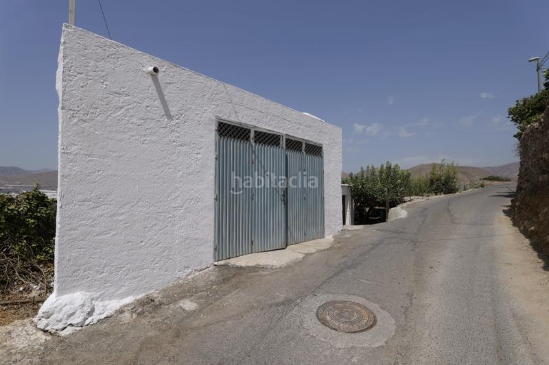 Foto 13f79abc-867d-42ba-8063-64a45efd2d2a. Masía en calle la cuesta 8 en Berja