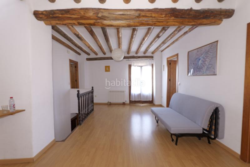 Foto e3d1f8e8-9fb9-49a2-b29a-fdda4c2a5369. Casa adosada en calle sierpe 1 en Nevada