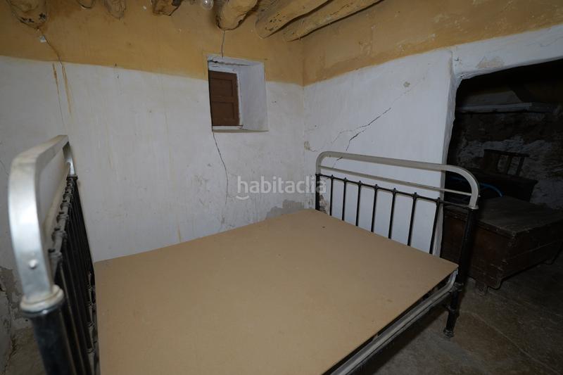 Foto e274751c-e890-496b-8767-a3e2fe74a8cc. Casa adosada en calle naranjos 10 en Válor