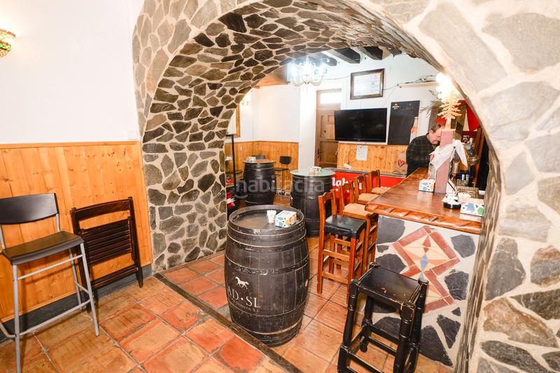 Foto 9e7d6a7f-6560-40e0-b257-50d25c3dcf9e. Geschäftsraum in calle real 1 in Bérchules