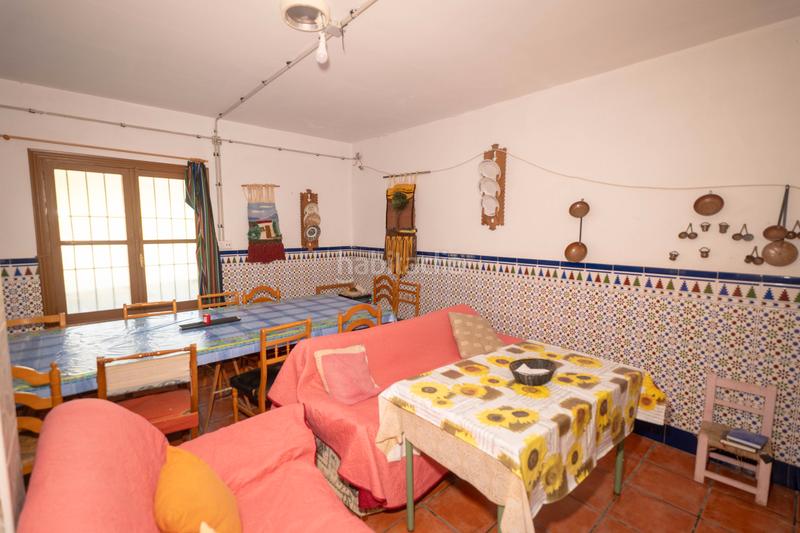 Foto 1227fdc4-4398-48cc-82a6-1297e9df5bff. Chalet en barrio torre vigia 7q en Adra