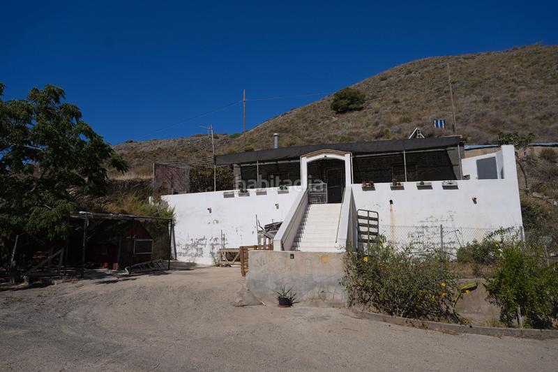 Foto 259a1559-5737-457b-940d-9a8c544be7eb. Chalet en barrio torre vigia 7q en Adra