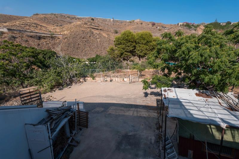 Foto d6dfab32-782f-49af-83d3-93d1d9a6a43e. Chalet en barrio torre vigia 7q en Adra