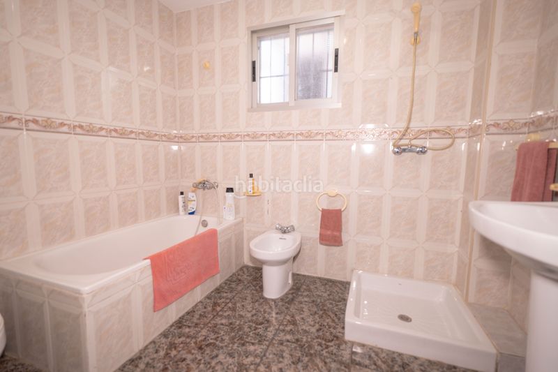 Foto 90ae0cdd-11b1-4a28-bb06-a6205d438af4. Xalet a calle las asperillas 8 a Berja