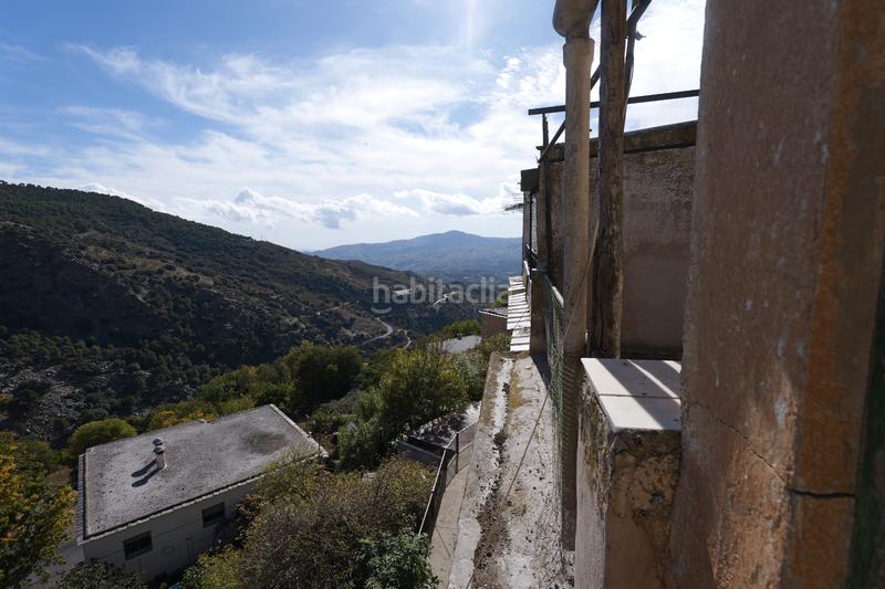 Foto 0b9695fc-0dbd-4212-97f7-1a177b74e235. Casa adossada a plaza obispo m peinado 5 a Bérchules