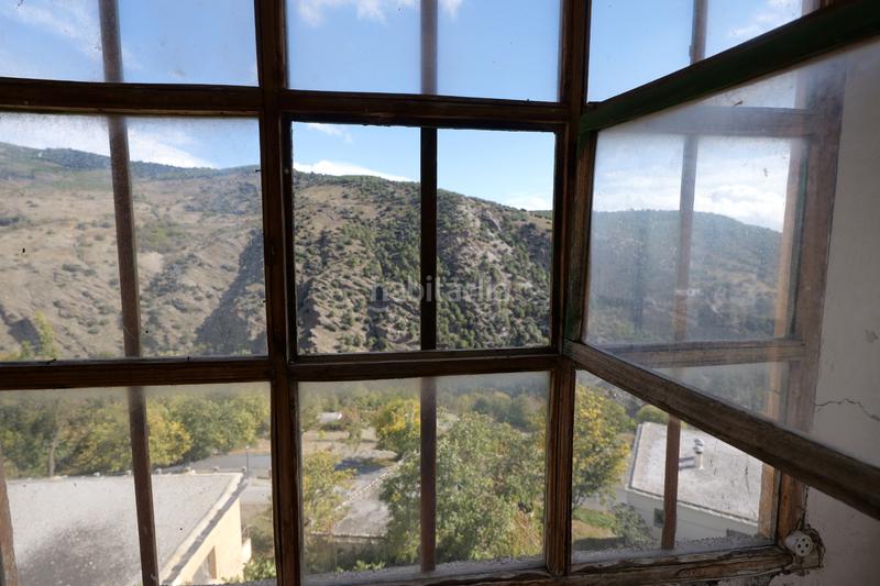 Foto 178366cf-af73-47b5-beae-92d016dc2c6b. Casa adossada a plaza obispo m peinado 5 a Bérchules