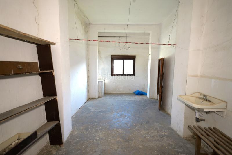 Foto c410e6d6-b5e4-4388-9d1d-f3f4a25da7bb. Casa adossada a plaza obispo m peinado 5 a Bérchules