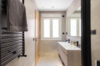 Location Appartement  Carrer de roger de llúria 58