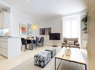 Location Appartement  Calle calatrava 9