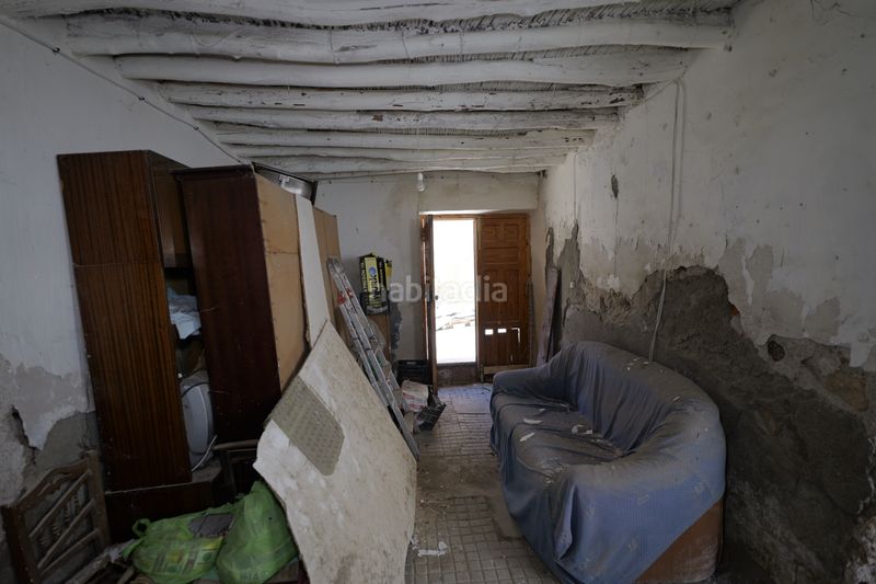 Foto 1016c004-5cdf-40b8-8f55-59451e6b1223. Casa adossada a calle azucena 2 a Turón