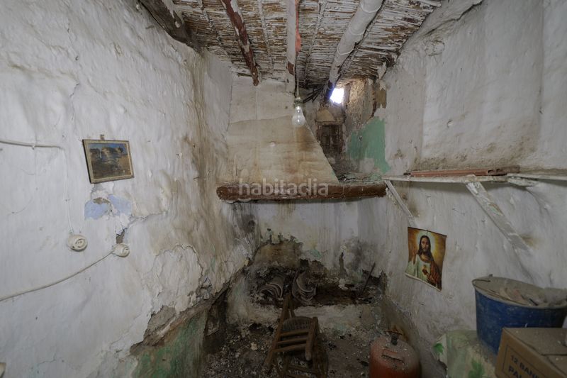 Foto 1498b938-27c1-44fa-8dcb-66f4e9f254bc. Casa adossada a calle azucena 2 a Turón