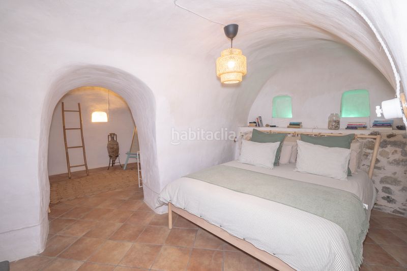 Foto e2433d7c-b4cd-4dd3-bde8-1380f2684ab1. Masia a calle granada 29 a Bentarique