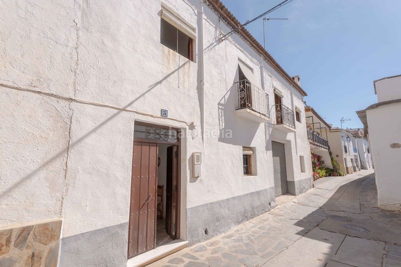 Foto a87dd0e6-134b-415f-a2e0-949cf3416656. Casa adossada a calle iglesia 5 a Nevada
