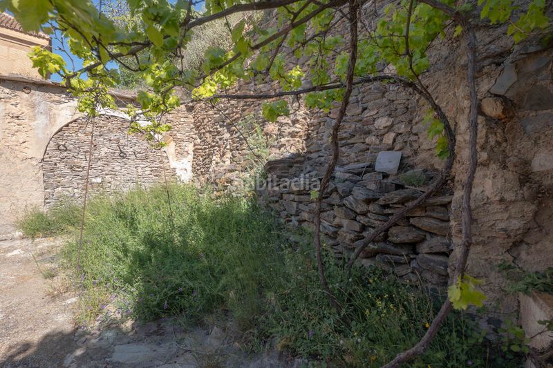 Foto b794d5ef-ac7c-4ef2-a977-56d08a7fa891. Casa adossada a calle iglesia 5 a Nevada