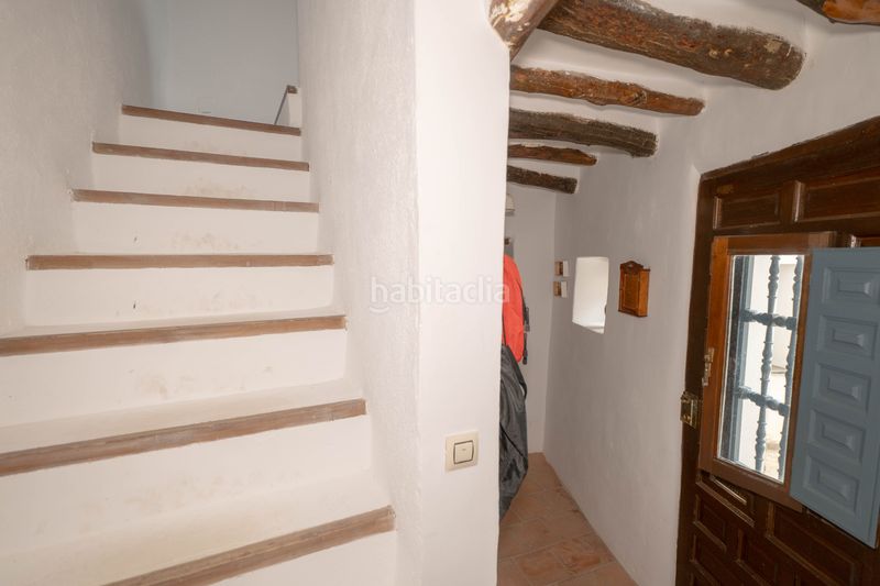 Foto 25ba7fb0-a5c7-417f-bfaf-aa89d85a9177. Casa aparellada a calle fuente baja 1 a Nevada
