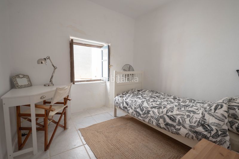 Foto a0e1546c-1ec0-4ca4-9a25-dbdfbaf50a69. Casa aparellada a calle fuente baja 1 a Nevada