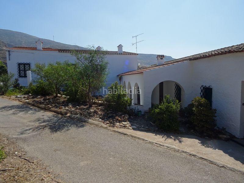 Foto 0f7b7ef6-df54-4163-8244-8a5e6ca5e1da. Xalet amb xemeneia aparcament piscina a Adra
