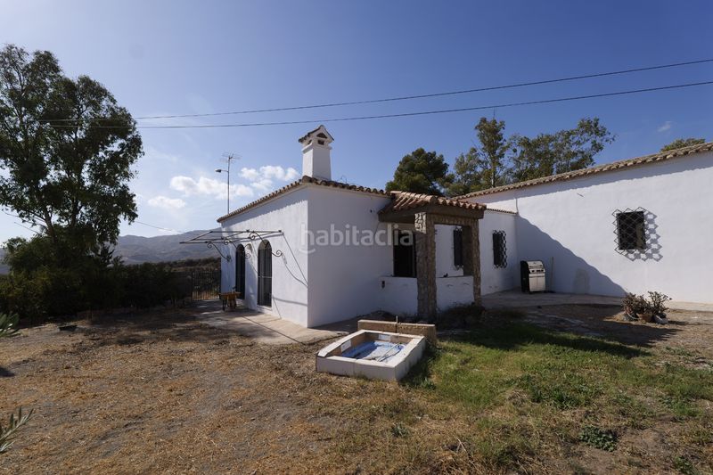 Foto 4a66cf54-9363-4daa-96cb-d660a8f5aa31. Xalet amb xemeneia aparcament piscina a Adra