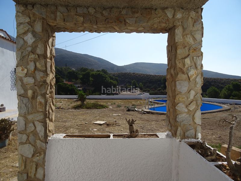 Foto a3840609-bf3d-4b0f-8f50-b3bd7f22bcf6. Xalet amb xemeneia aparcament piscina a Adra