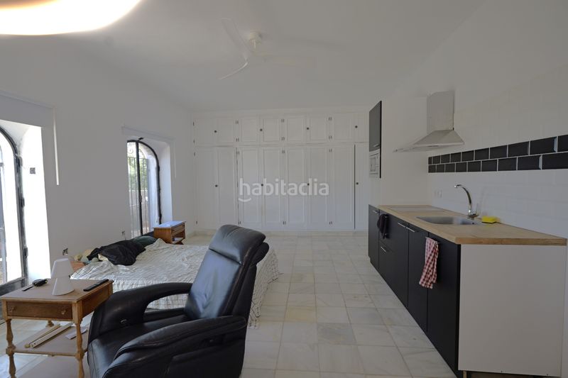 Foto bb25ec1b-1e4c-4147-9ee7-e447a223f23b. Xalet amb xemeneia aparcament piscina a Adra