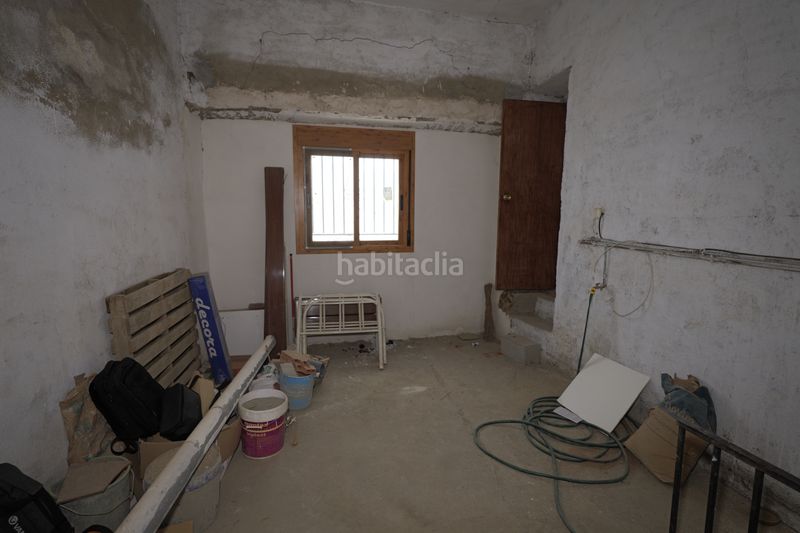 Foto 43c98d06-b853-47eb-83dc-02cba173ec39. Casa adossada a calle capitana 9 a Nevada