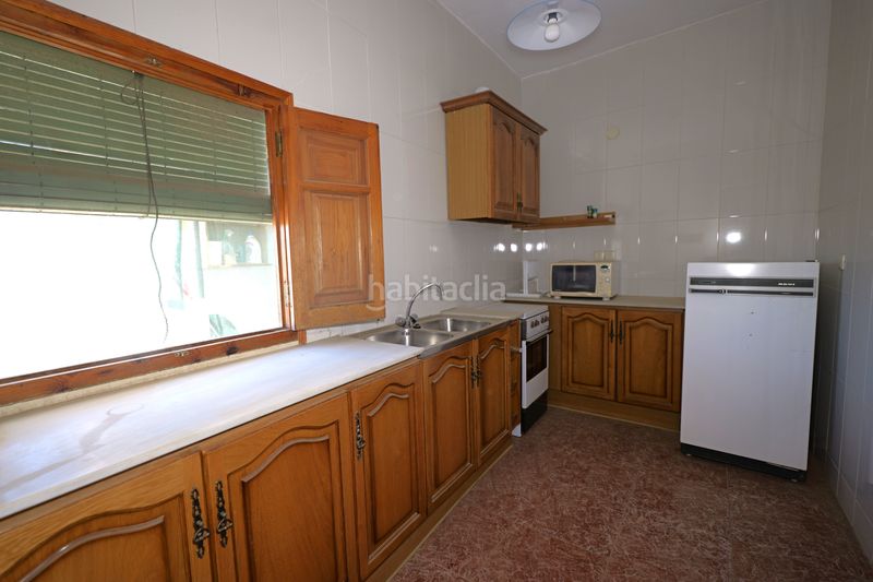 Foto cdcc5298-4420-4acf-bcca-290672a2aba5. Casa adossada a calle capitana 9 a Nevada