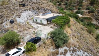 Chalet  N/a. Cortijo de 110 m2 con parcela de 30.000 m2 en mairena (granada)