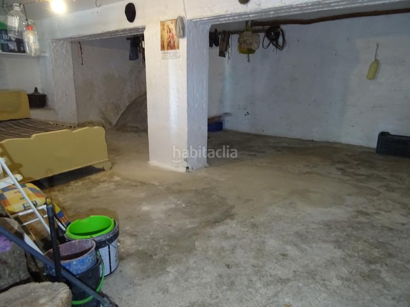 Foto 09c01704-8add-4853-bbb6-d0701fa1e73c. Casa pareada en calle fuente la higuera 23 casa pareada 4 habitaciones con terraza y patio 165 m2 en Berja