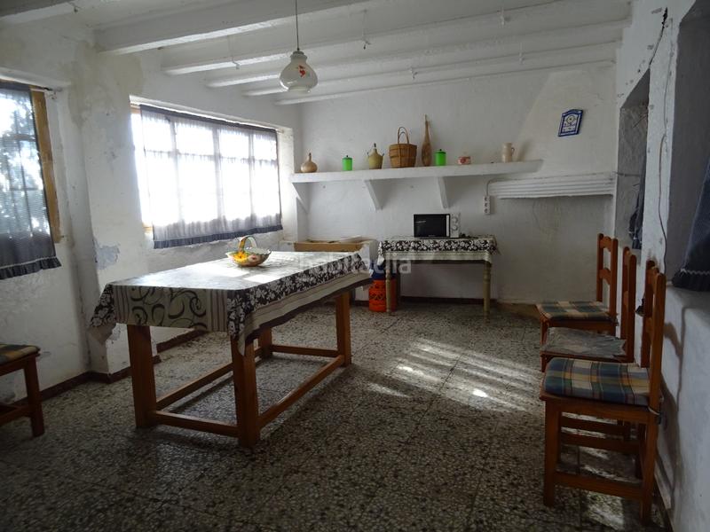 Foto e9e433da-931e-4067-8224-95c8481b8b66. Casa pareada en calle fuente la higuera 23 casa pareada 4 habitaciones con terraza y patio 165 m2 en Berja