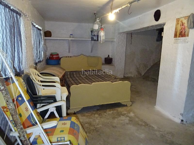 Foto eb7a1f4d-956c-4db4-b8bb-48ebe6fededb. Casa pareada en calle fuente la higuera 23 casa pareada 4 habitaciones con terraza y patio 165 m2 en Berja