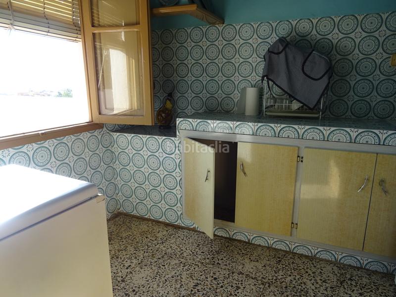 Foto f1b9037f-b441-4728-b38d-42755b7ef7e6. Casa pareada en calle fuente la higuera 23 casa pareada 4 habitaciones con terraza y patio 165 m2 en Berja