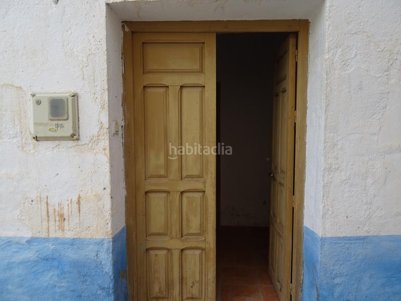 Foto 10de2a00-af21-4d18-b3ba-d4b24d0f26da. Casa aparellada a calle calvario 7 a Cádiar