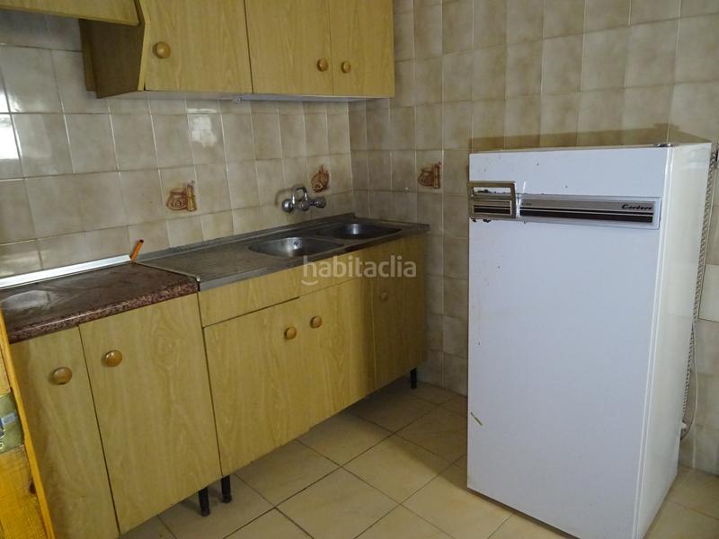 Foto 173c91d3-266d-48bb-8f1e-f10148363496. Casa aparellada a calle calvario 7 a Cádiar