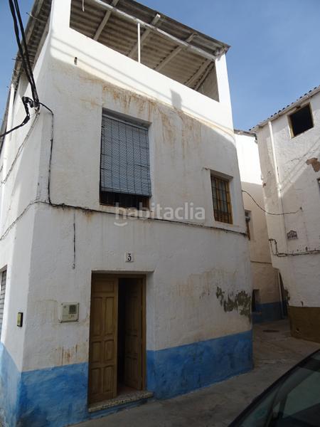 Foto 78c042de-3986-4965-91a2-f93f0ad5a15e. Casa aparellada a calle calvario 7 a Cádiar