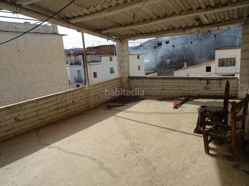 Foto 7cd2306d-e371-4881-a3d1-73750b3f30bf. Casa aparellada a calle calvario 7 a Cádiar