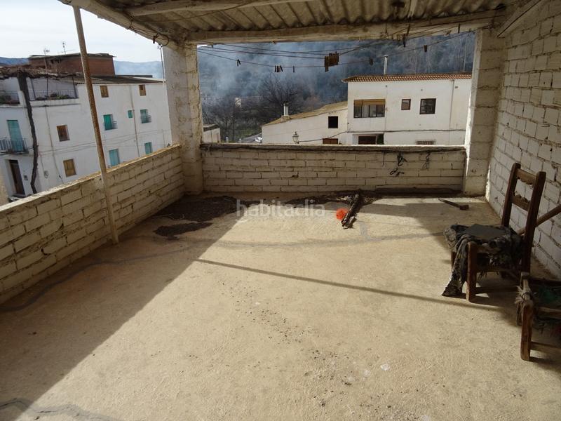 Foto bfc208f1-5d53-4473-b494-8e8e81d79908. Casa aparellada a calle calvario 7 a Cádiar